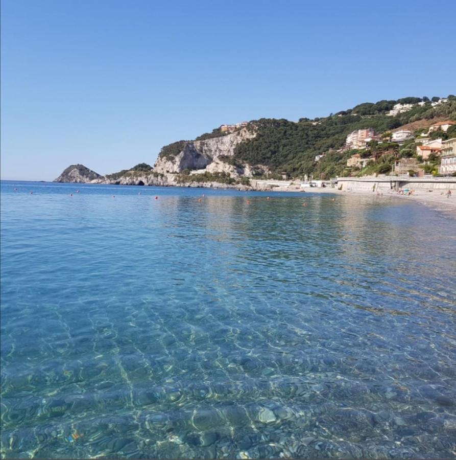 Appartamento Ca' Sandra Vado Ligure Bagian luar foto